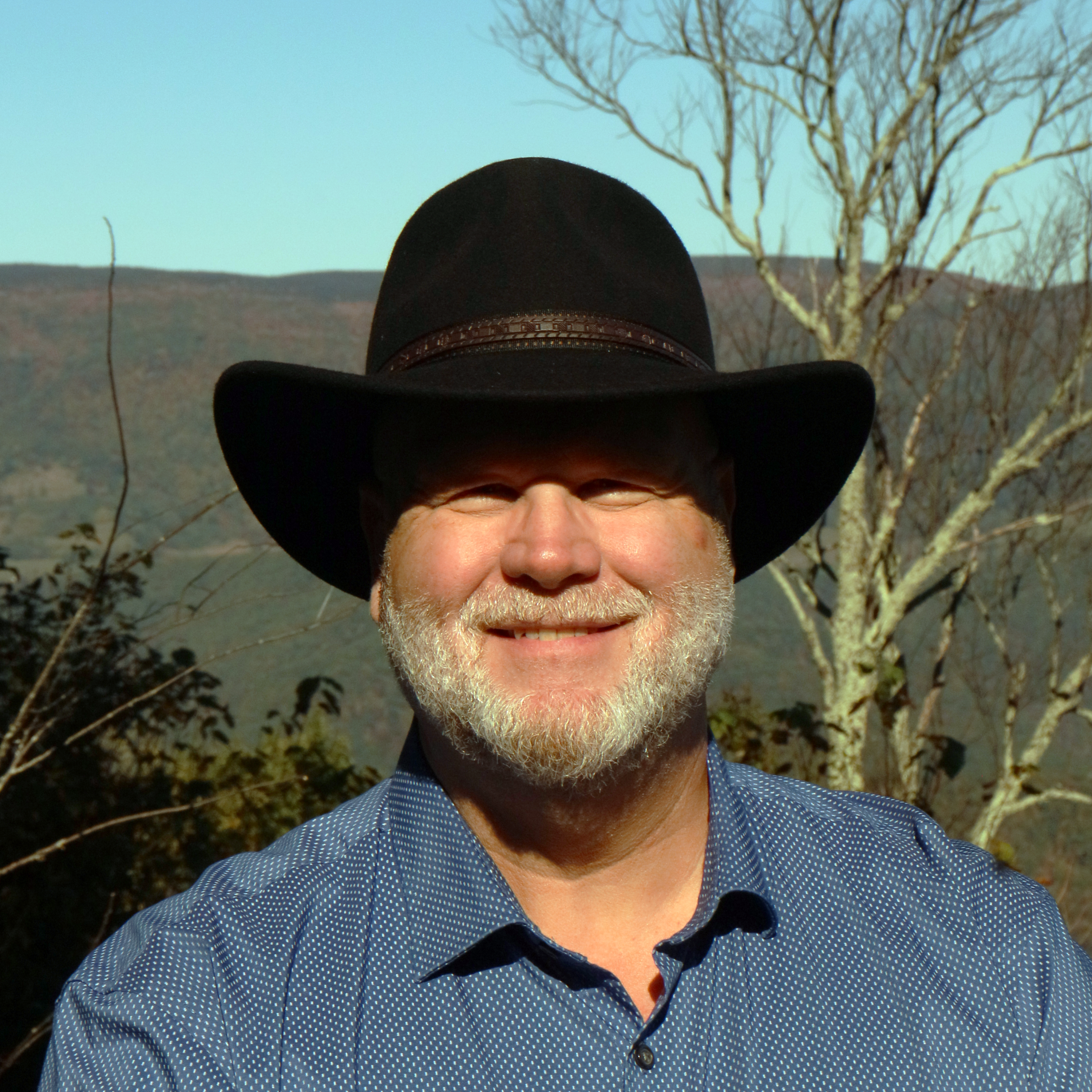2026_StaffHeadshot_MichaelJiles_01